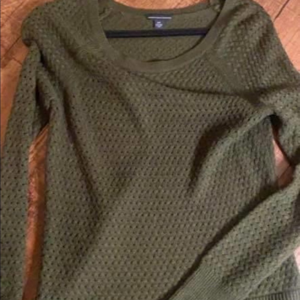 American eagle sweater